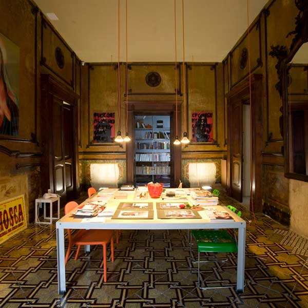 Sala da pranzo del palazzo napoletano e location per eventi Studio K.